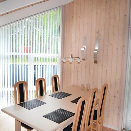 Beach Front Home In Saeby With Wifi *